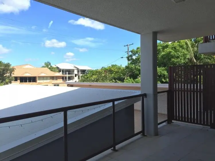 Main view of Homely unit listing, 4/92 Nudgee Road, Hamilton QLD 4007