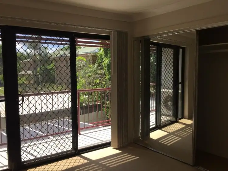 Fourth view of Homely unit listing, 4/92 Nudgee Road, Hamilton QLD 4007