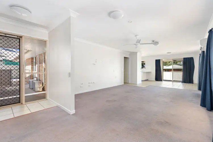 Fifth view of Homely house listing, 12 Crozier Crescent, Emerald QLD 4720