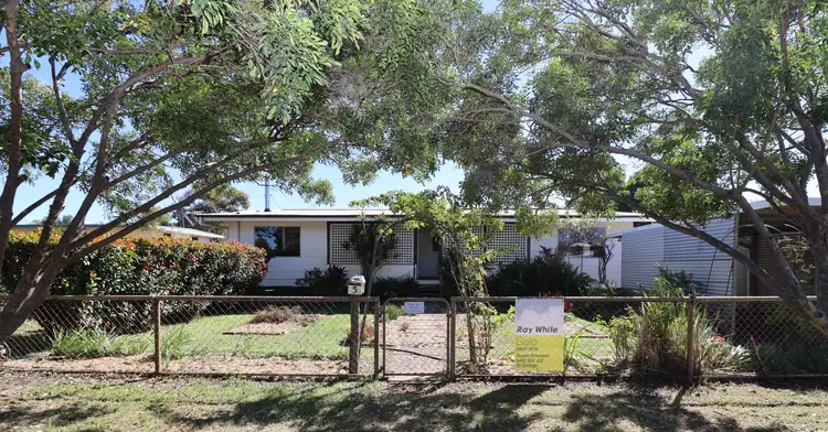 5 Hill Street, St George QLD 4487