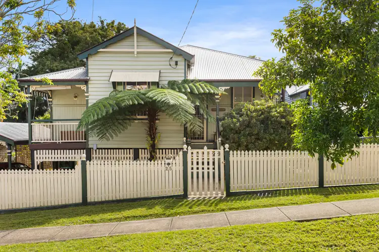 25 Beatrice Street, Bardon QLD 4065