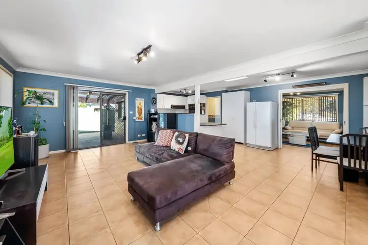 23 Lurnea Avenue, Georges Hall NSW 2198