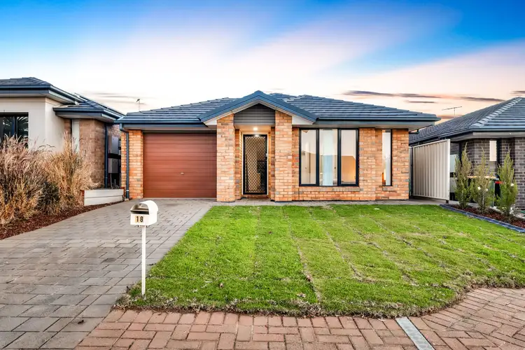 18 Overlander Way, Smithfield SA 5114