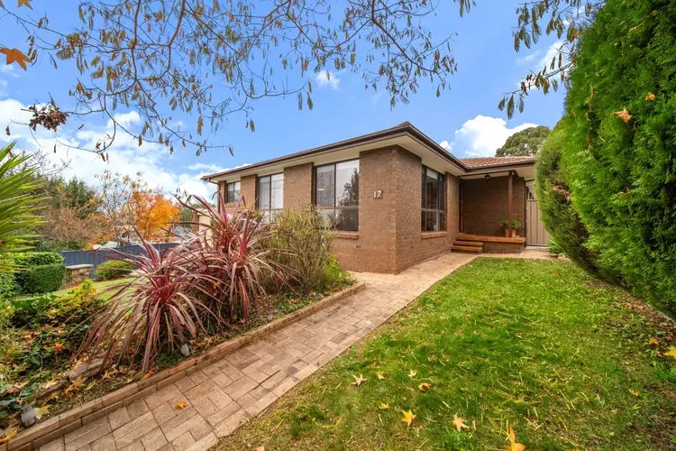 17 Casey Crescent, Calwell ACT 2905