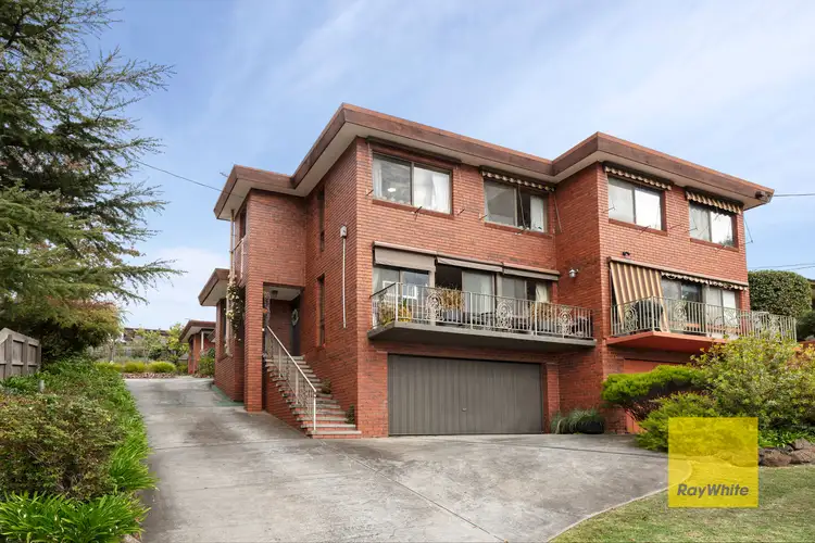 Main view of Homely house listing, 2/17 Jinjella Road, Highton VIC 3216