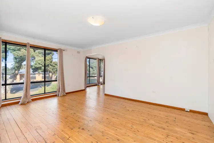 Second view of Homely house listing, 15 Fairbairn Crescent, Kooringal NSW 2650