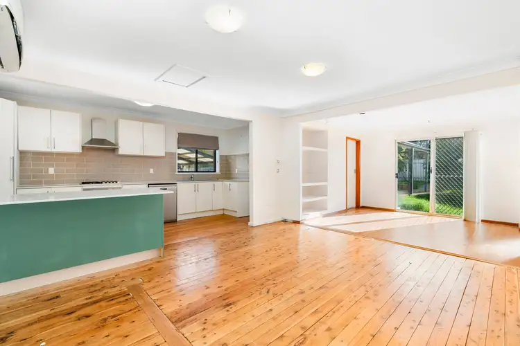 Fifth view of Homely house listing, 15 Fairbairn Crescent, Kooringal NSW 2650