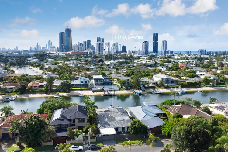 8 Sundowner Court, Mermaid Waters QLD 4218