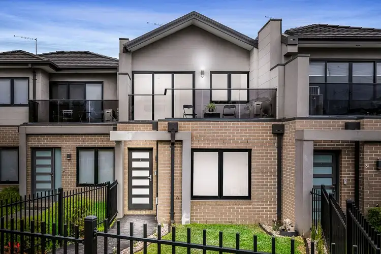 2/715-717 Pascoe Vale Road, Glenroy VIC 3046