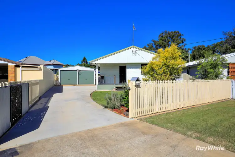10 Farthing Court, Kepnock QLD 4670