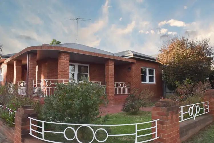 30A Bushman Street, Parkes NSW 2870