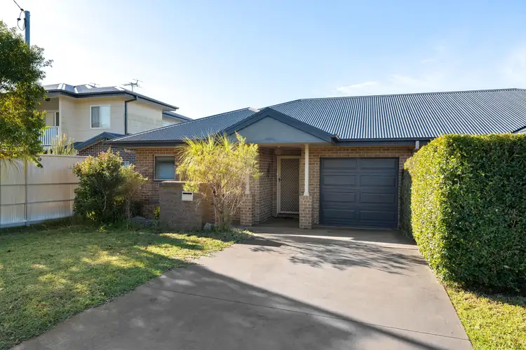 Main view of Homely villa listing, 2/33 Laurina Avenue, Helensburgh NSW 2508