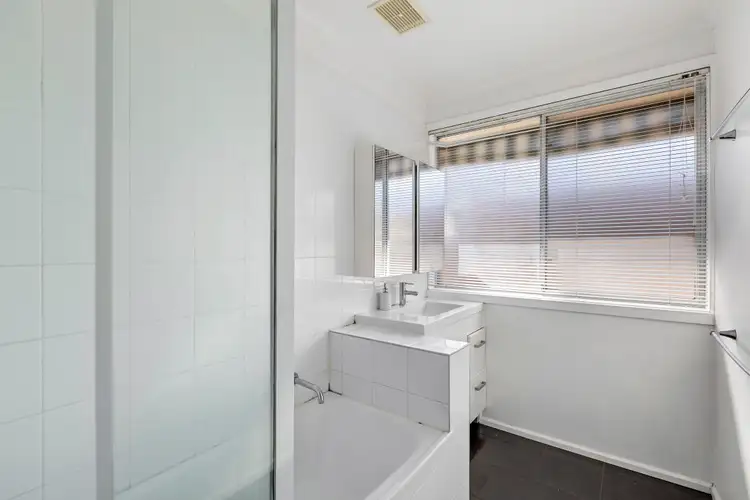 Fifth view of Homely house listing, 6 Gatum Court, Frankston VIC 3199