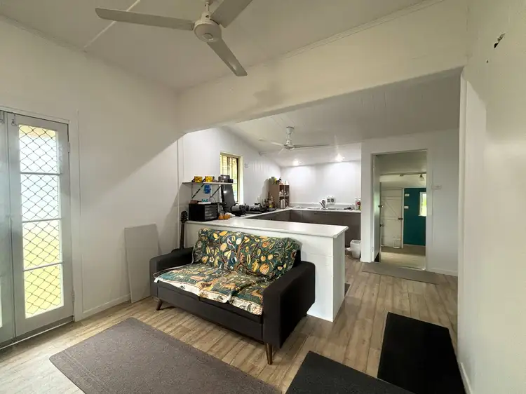 10 Troughton Street, Mareeba QLD 4880