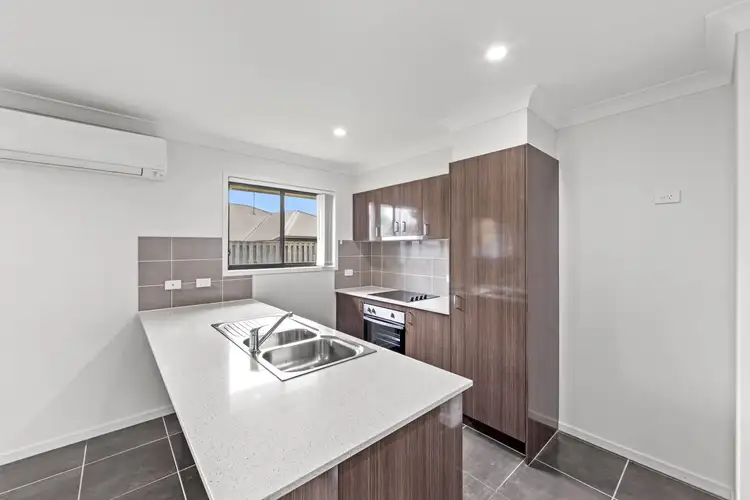 Second view of Homely house listing, 7 Hanlin Way, Pimpama QLD 4209