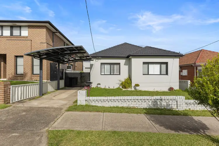 11 Morris Avenue, Kingsgrove NSW 2208