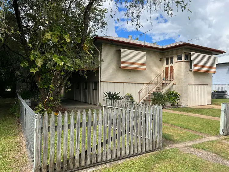 7 Searle Street, Maryborough QLD 4650
