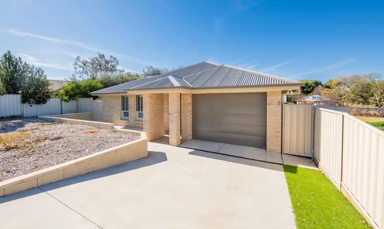 1 Burrett Street, Grenfell NSW 2810