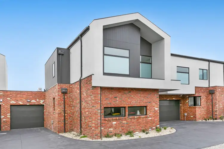 Main view of Homely townhouse listing, 2/13 Dundee Street, Reservoir VIC 3073
