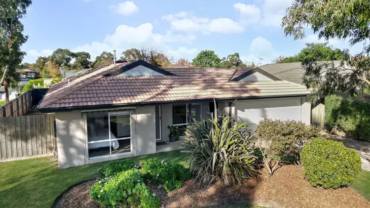 11 Alberta Way, Berwick VIC 3806