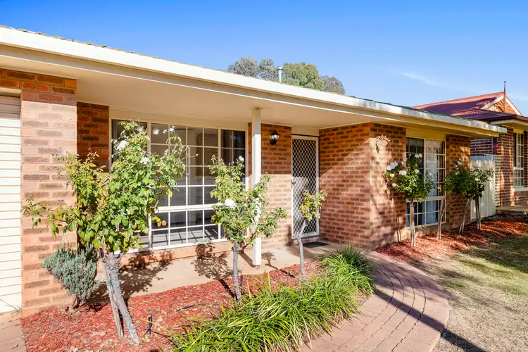 60 Pugsley Avenue, Estella NSW 2650
