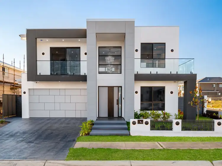 4 Robert Ingham Drive, Catherine Field NSW 2557