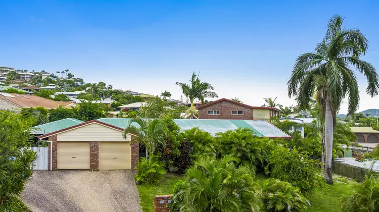 1/6 Benowa Drive, Taranganba QLD 4703
