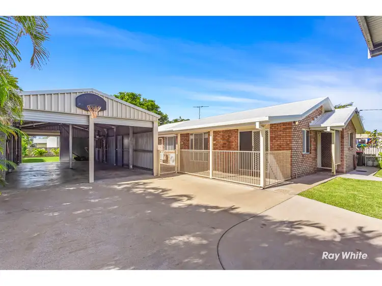 13 Horrie Twiner Street, Keppel Sands QLD 4702