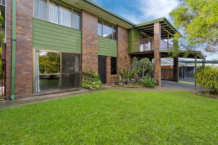 10 Crestview Street