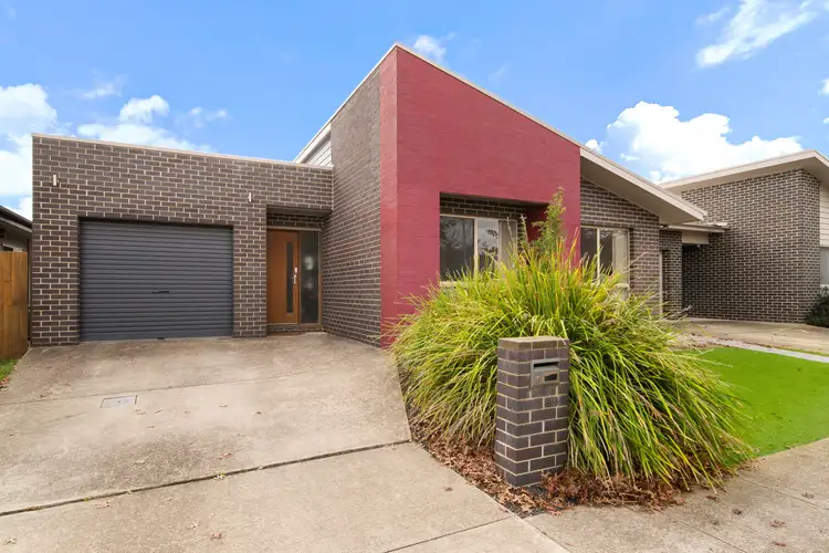 6 Marie Pitt Street, Franklin ACT 2913