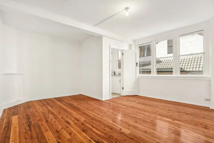 Third view of Homely studio listing, 23/7 Greenknowe Avenue, Elizabeth Bay NSW 2011