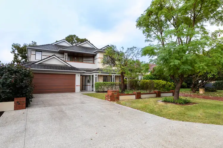 15 Graham Road, Menora WA 6050