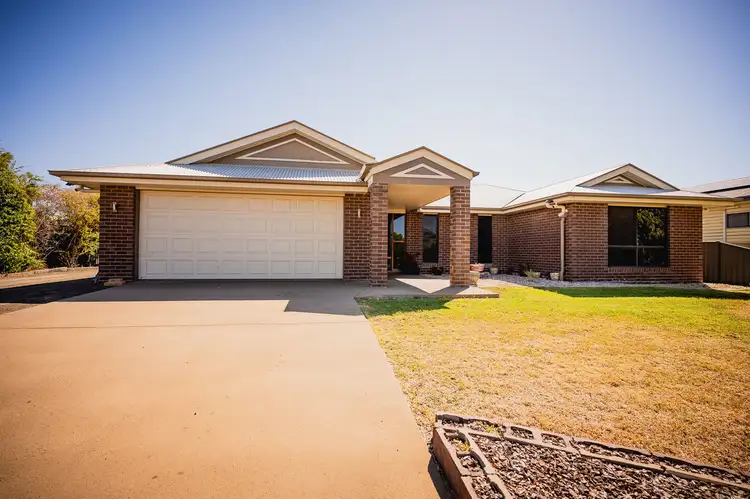 Second view of Homely house listing, 7 Beetson Drive, Roma QLD 4455