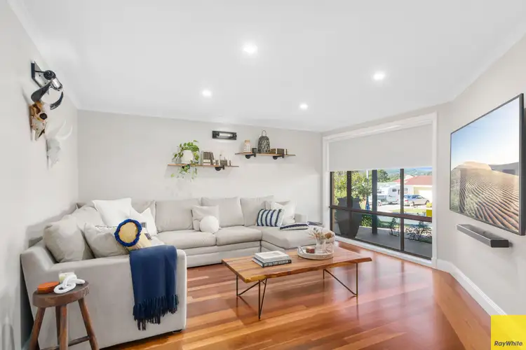 Main view of Homely house listing, 10 Sunray Crescent, Horsley NSW 2530