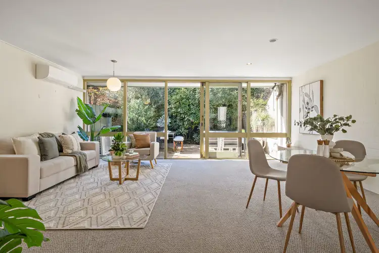 65 Maclachlan Street, Holder ACT 2611