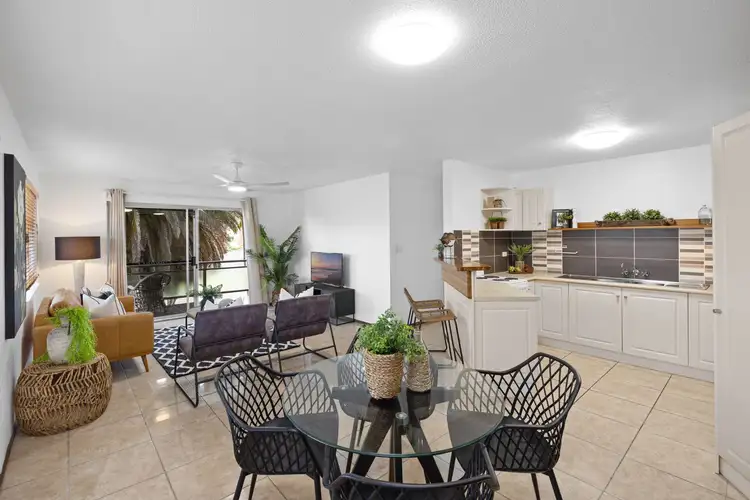 Sixth view of Homely unit listing, Unit 3/2 Moreton Parade, Kings Beach QLD 4551