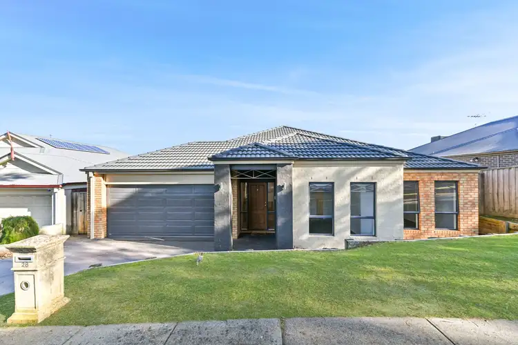 28 Northgate Drive, Berwick VIC 3806