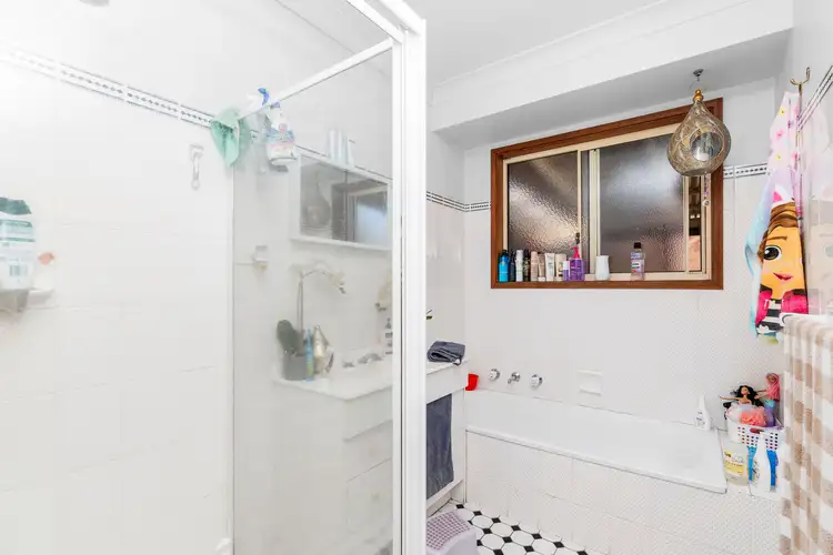 Sixth view of Homely unit listing, 2/16 Yungana Place, Glenfield Park NSW 2650