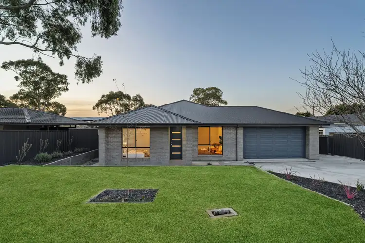 4 Caledonia Avenue, Woodside SA 5244