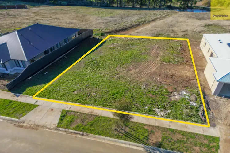 6 Pearson Court, Ballan VIC 3342