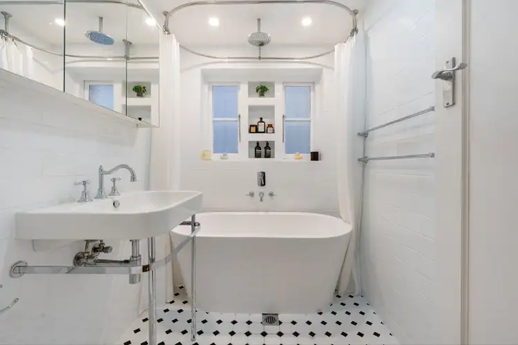Sixth view of Homely apartment listing, 3/9 Lucius Street, Bondi Beach NSW 2026