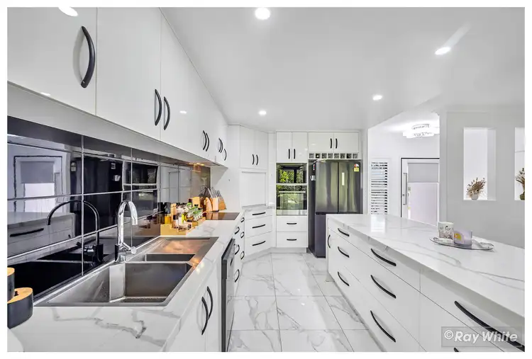 Second view of Homely house listing, 11 Bradley Place, Kawana QLD 4701
