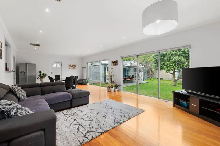 Second view of Homely house listing, 9 Crana Court, Chadstone VIC 3148