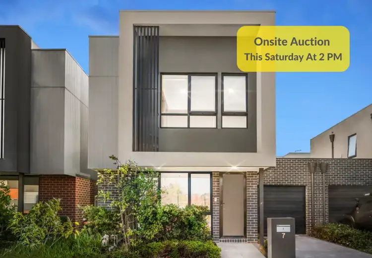 7 Featherwood Street, Clayton South VIC 3169
