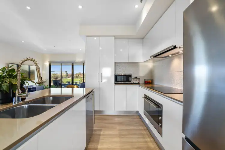 Sixth view of Homely apartment listing, 303/29-31 Swindon Road, Hughesdale VIC 3166