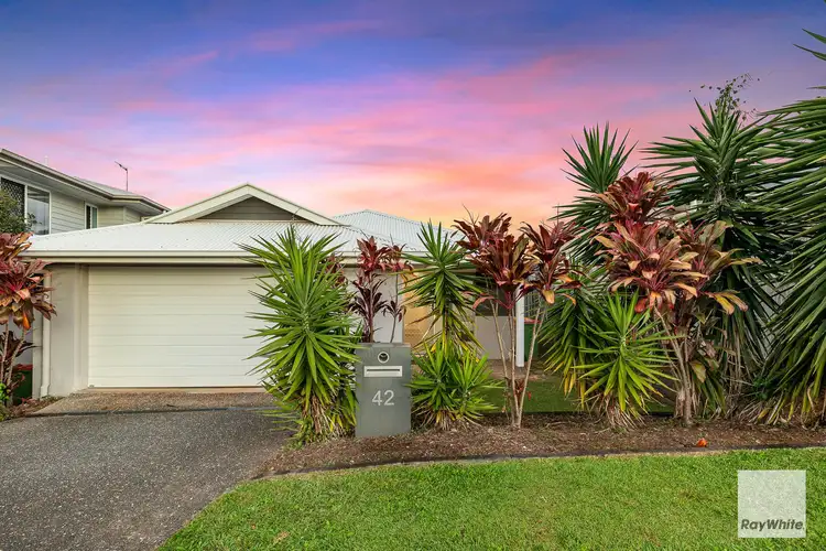 42 Swansea Circuit, Redland Bay QLD 4165