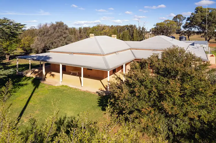 Keadool/2633 Brooks Road, Purlewaugh NSW 2357