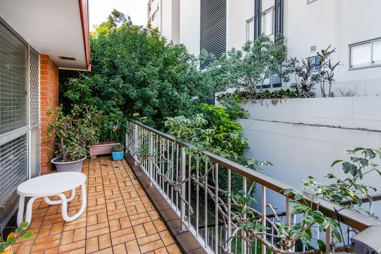 6/18 Lather Street, Southport QLD 4215