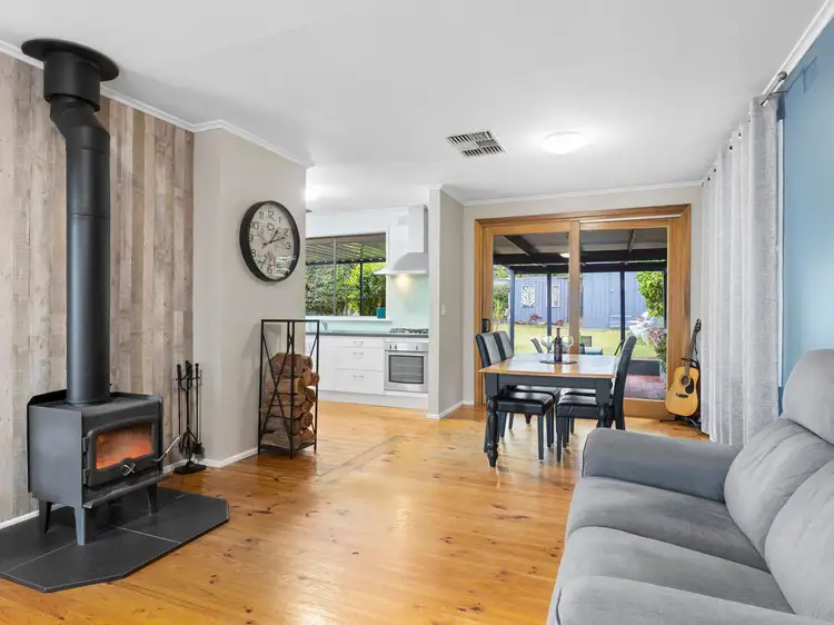 11 Sedunary Road, Morphett Vale SA 5162