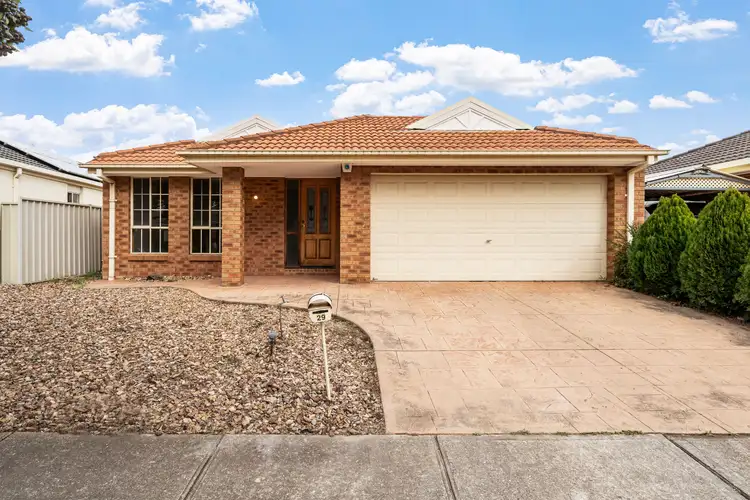 29 Wyperfeld Circuit, Caroline Springs VIC 3023
